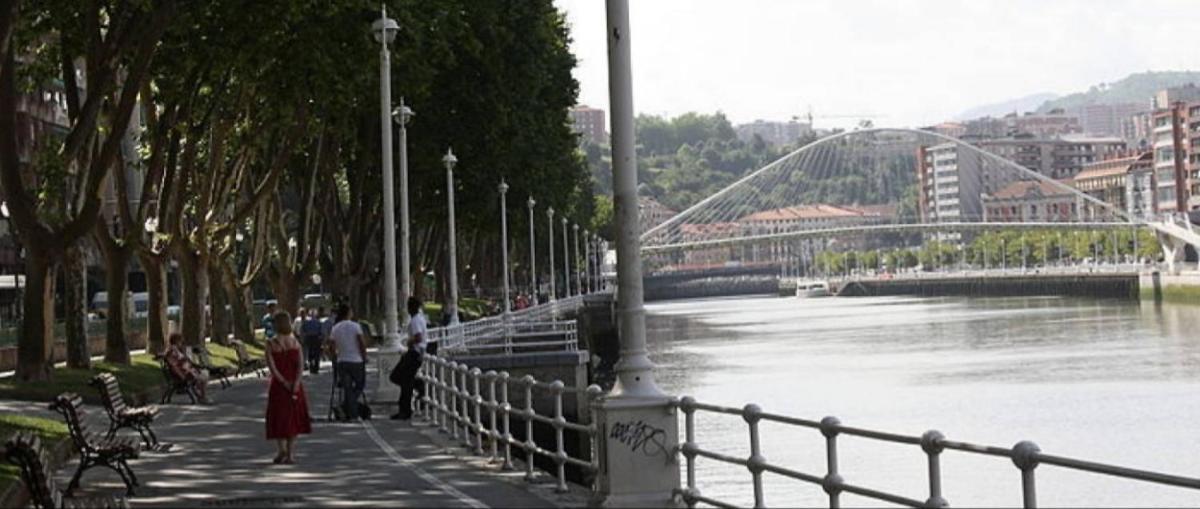 A 5 Minutos Andando Del Casco Viejo, Ayuntamiento, Plaza Circular Y Gran Via De Bilbao Y Proximo A Las 2 Lineas De Metro Εξωτερικό φωτογραφία